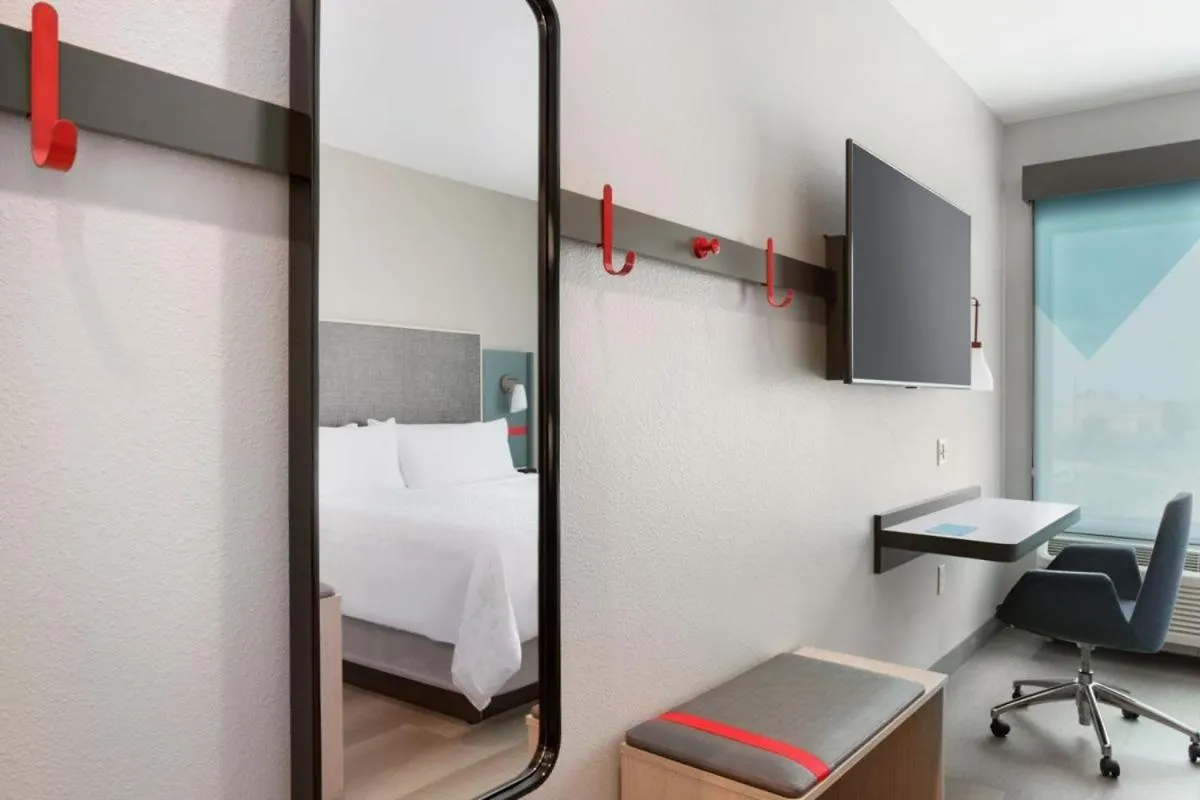 Avid Hotel Queretaro Centro Sur By Ihg